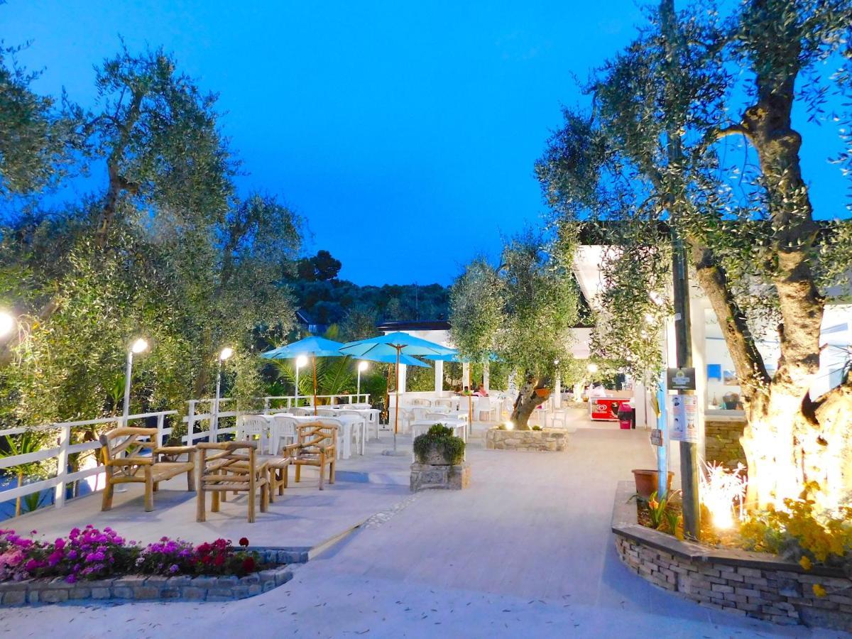 Village Valle D'Oro Aparthotel 산 메나이오 외부 사진