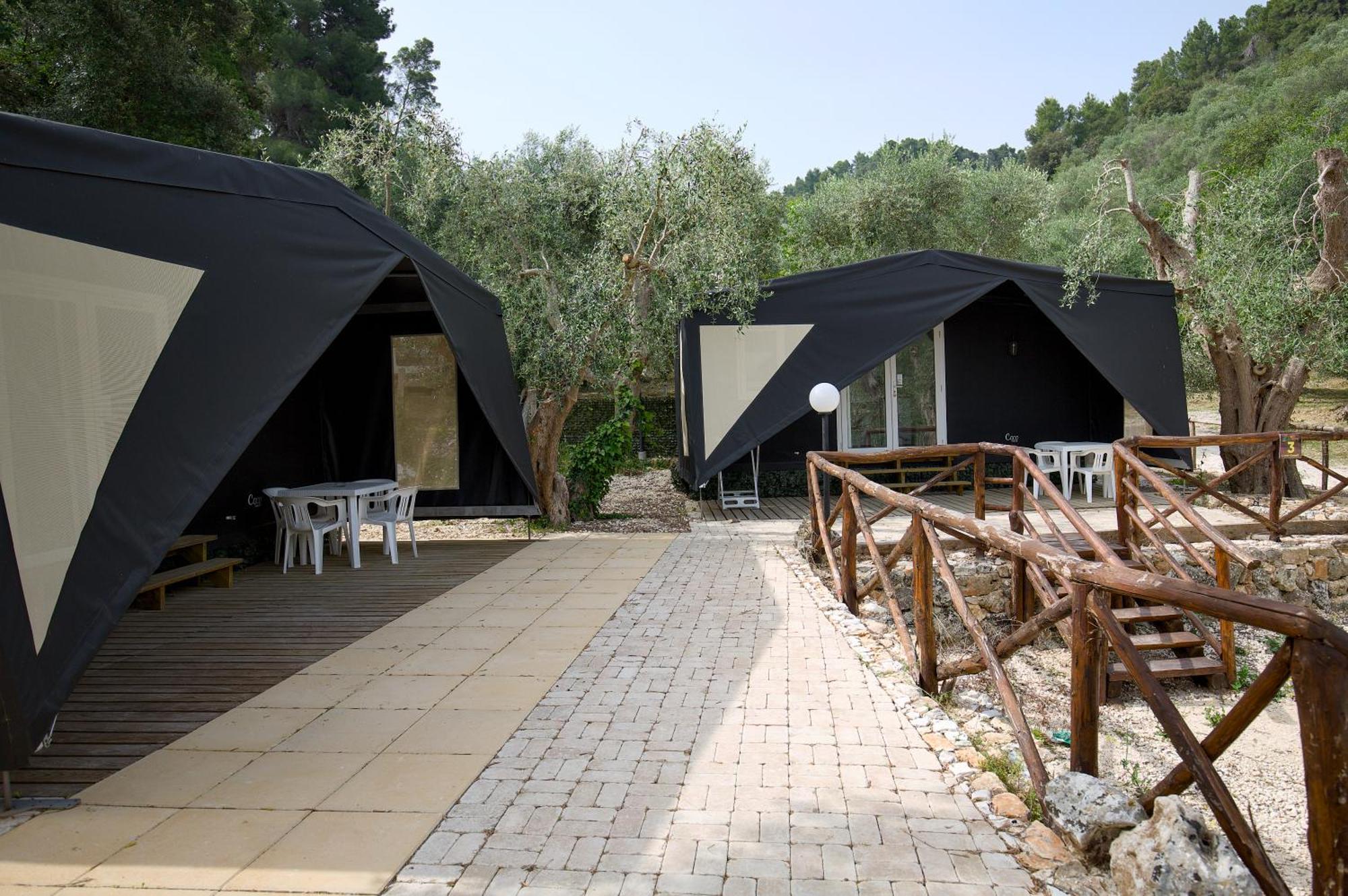 Village Valle D'Oro Aparthotel 산 메나이오 외부 사진