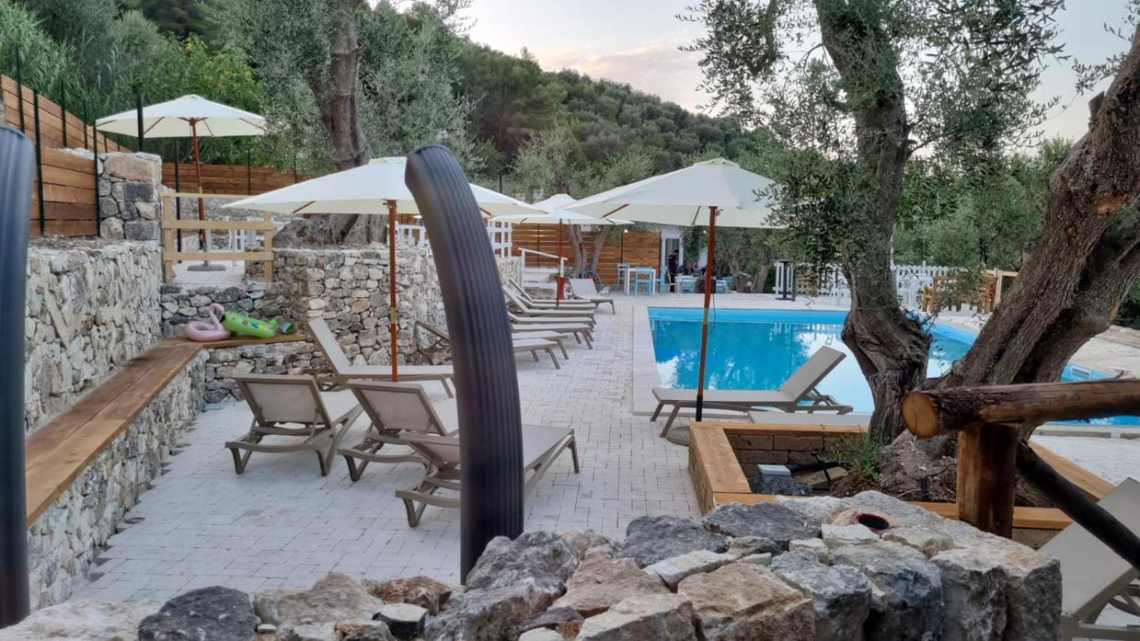Village Valle D'Oro Aparthotel 산 메나이오 외부 사진