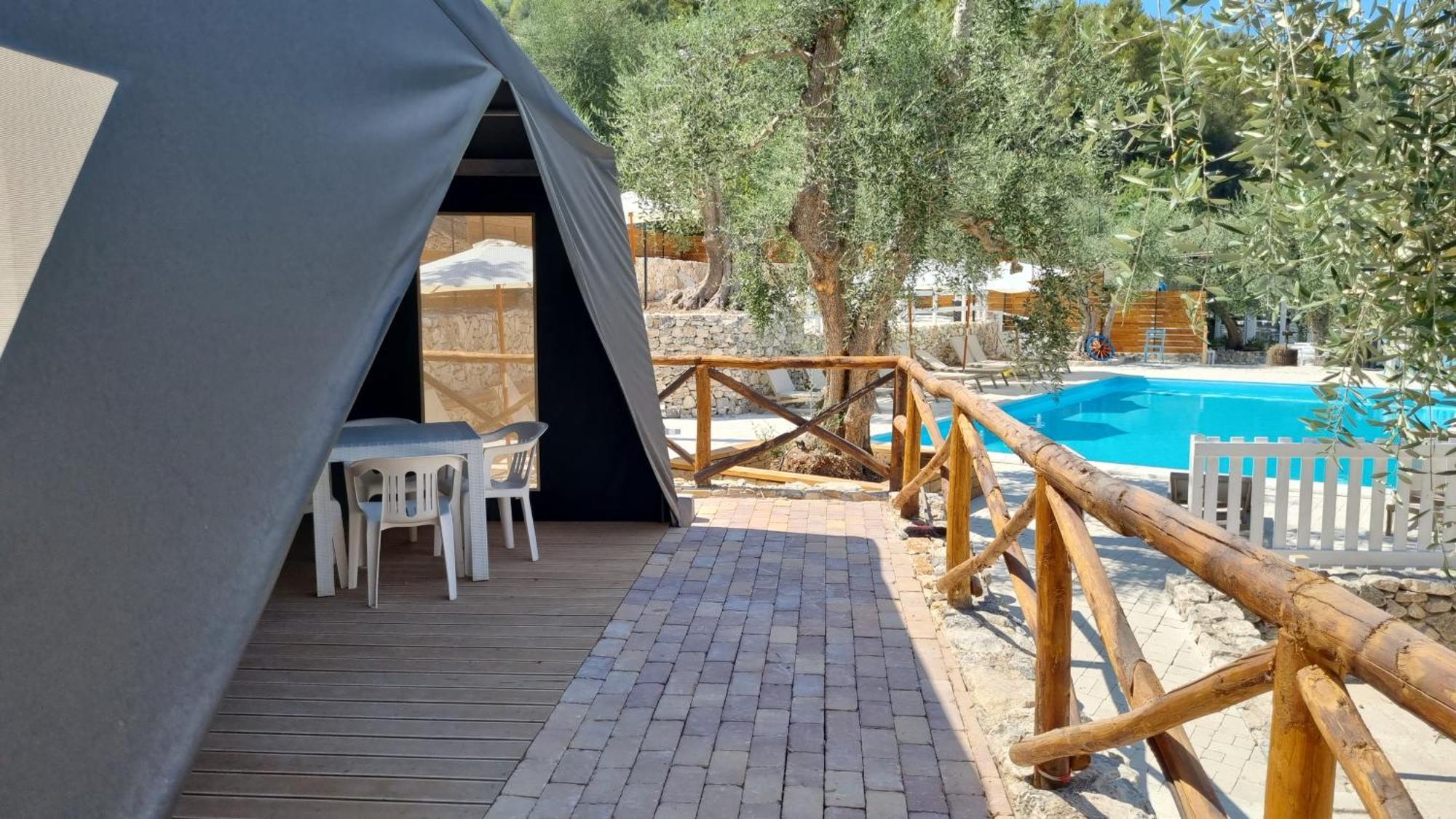 Village Valle D'Oro Aparthotel 산 메나이오 외부 사진
