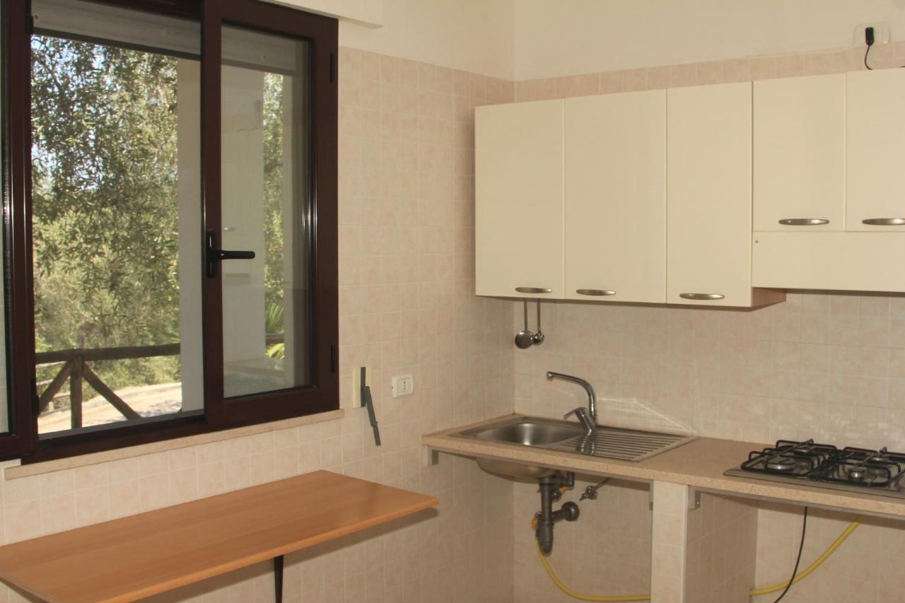 Village Valle D'Oro Aparthotel 산 메나이오 외부 사진