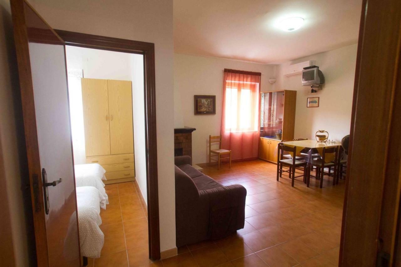 Village Valle D'Oro Aparthotel 산 메나이오 외부 사진